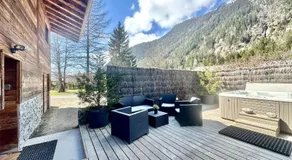 Chalet le petit Nicolas, jacuzzi, vue Mont Blanc - Image 4