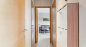 Luxury apartment with garden close to the beach - Image 4