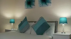 London Heathrow Guesthouse - Image 2