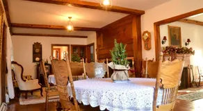 Timber Post Bed & Breakfast - Image 3