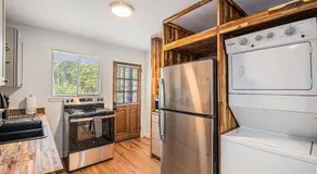 Cozy Luxe 2BR Apartment - Image 4