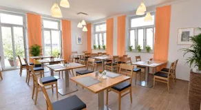 Hotel Garni Pension Gambrinus - Image 2