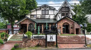 The Bears Lodge - Image 4