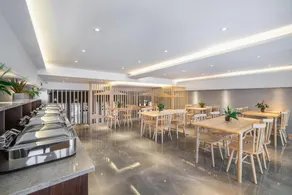 CEO·E-House Smart Cinema Hotel - Image 2