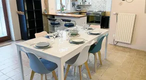 La Family House, spacieuse avec wifi, exterieur et parking - Image 3