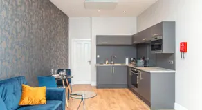 Coldharbour Suites - Image 3