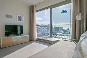 Castellmar Apartments - Image 2