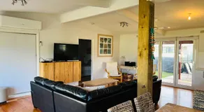 Teddy's Shack - Pet Friendly - Image 2