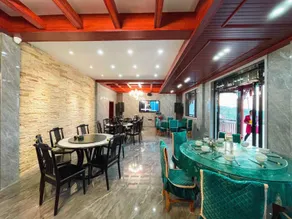 Shuiyun Huajian Hotel - Image 5