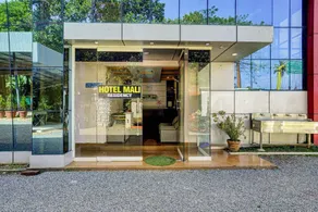 OYO 819187 Hotel Mali Residency - Image 3