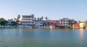 VASUDEVA VILASAM Health Retreat - Image 3
