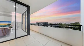 Luxury 2BR Apartment in Melrose Park Free Parking Close to Sydney CBD - Image 3