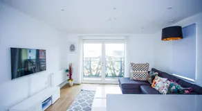 PRESTIGE 2 BED BALCONY APARTMENT - Image 2