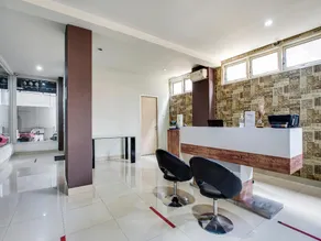 OYO Flagship 91130 Hotel 99 Lodaya - Image 3