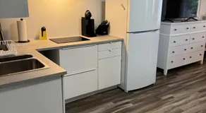 Studio Guest Apartment in Dartmouth - Image 4