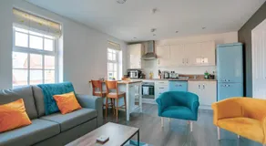STALDON COURT - Open Plan Apartment, High Speed Wi-Fi, Free Parking - Image 2