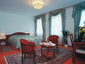 Hotel Renesance Krasna Kralovna - Image 2