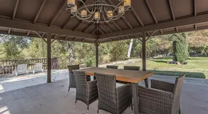Sequoia Riverfront House with Private Beach - Image 5