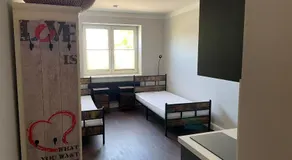 neu renoviert private zimmer mit Bad und Küche - Image 5