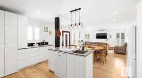 La Dolce Vita - Your next coastal getaway - Image 3
