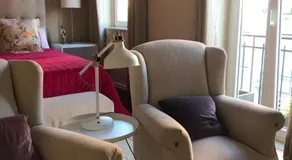 New and Unique Charming Studio at Campolide - 2A - Image 2