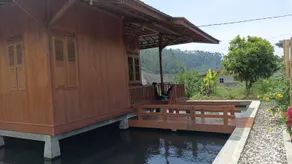 Villa Syariah Ciwidey Bandung Arreneuz View Kebun - Image 5