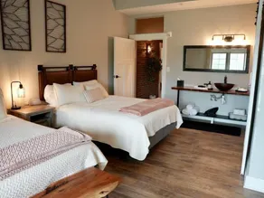 Tall Oaks Resort - Image 4