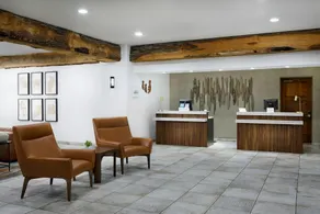 Courtyard by Marriott Albuquerque - Image 4