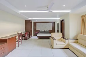 Venkys stay inn - Image 2