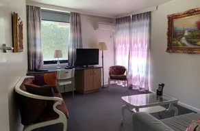 Albert Heights Serviced Apartment - Image 2