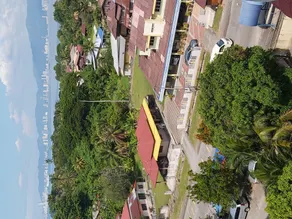 HUSNA'S MUSLIM HOMESTAY - Image 3