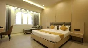 Sarju Palace - Image 2