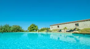 Residence with swimming-pool in Badesi, apartments with private outdoor area - Image 4