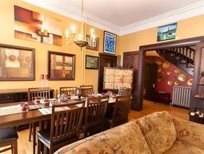 Carriage House Inn - Image 3