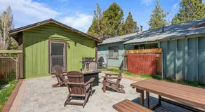Hideaway Cabin - Cozy romantic cabin perfect for couples - Image 4