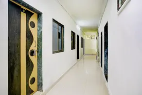 Hotel O Sai Palace - Image 5