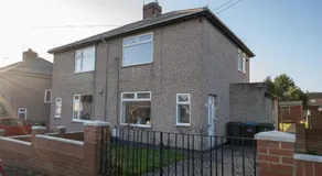 Modern 2BR Home with Parking Sleeps 5 Near Durham City - Image 5