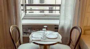 Navona Central Suites - Image 3