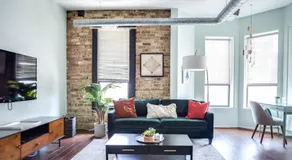 Luxury Downtown Penthouse with Private Rooftop - Image 2