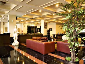 Golden Boutique Hotel Melawai - Image 4