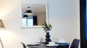 Villa Retreat Birmingham - Image 3