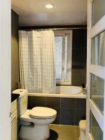 Apartment with Lake View and Green Space - Image 3