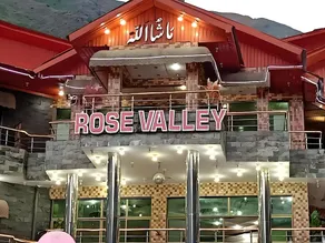 Rose Valley Hotel Naran - Image 4