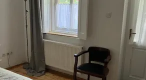 Utcára nyíló apartman - Image 3