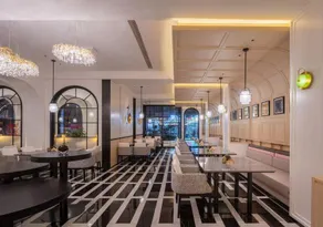 Anman Flower Room Hotel (Kunming Railway Station) - Image 2