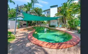 The Beach House 3BR Waterfront Apartment, Own WIFI - Image 4