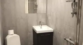 Cool private room - Image 2