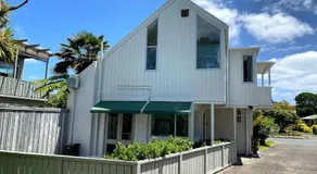 Chamberlain House - 3 bedroom house by Manly beach - Image 3