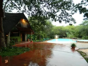 Kwalape Safari Lodge - Image 3