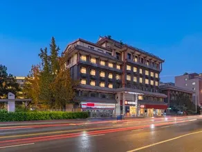 7 Days Inn Chengdu Wuhou Memorial Temple Jinli Branch - Image 4